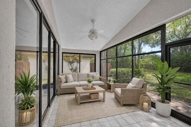 4764 Boxwood Circle, Boynton Beach, FL 33436