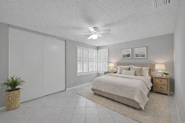 4764 Boxwood Circle, Boynton Beach, FL 33436