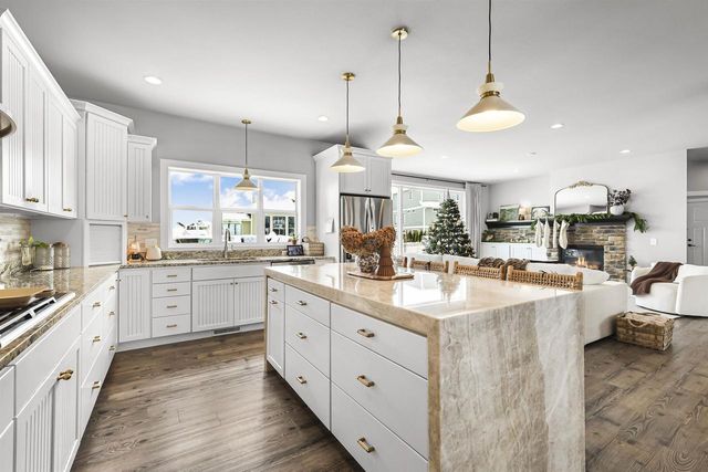 150 Jwana Circle, Oregon, WI 53575