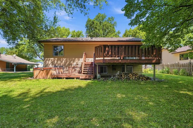 936 97th Lane NE, Blaine, MN 55434
