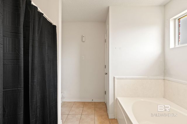 3180 Bloomington Drive, Mobile, AL 36695