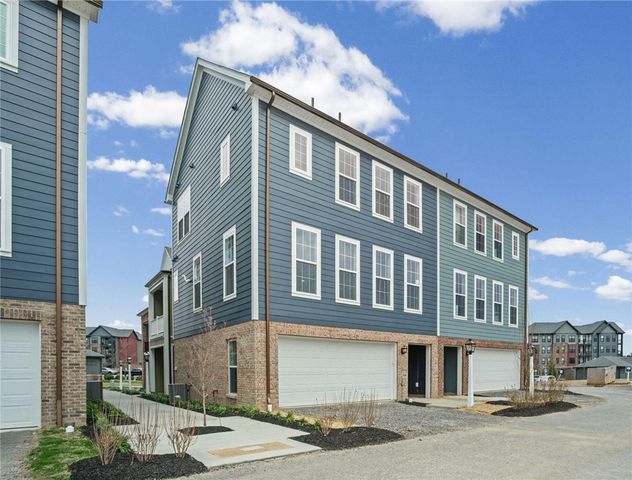 225 Oliver Way, Cranberry Twp, PA 16066