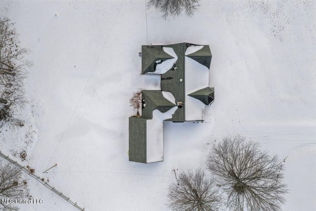 11815 Whispering Pines Drive, Olive Branch, MS 38654