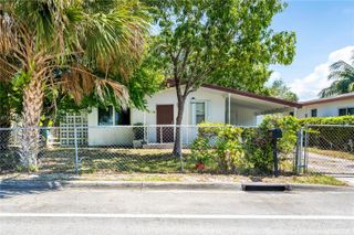 2824 NW 8th St, Fort Lauderdale, FL 33311