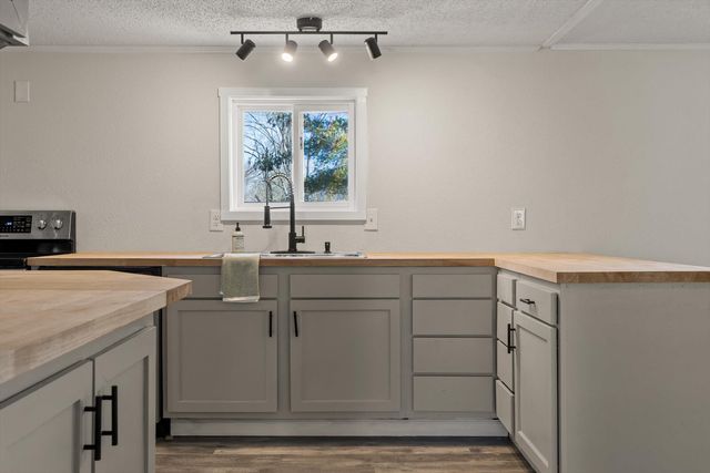 9844 Granny Walker Cemetery Road, Soddy Daisy, TN 37379