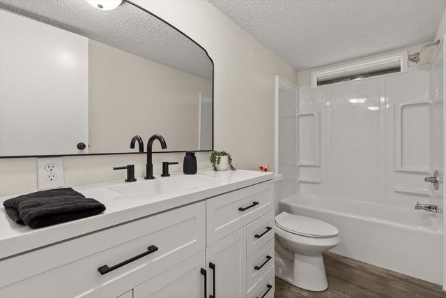 9844 Granny Walker Cemetery Road, Soddy Daisy, TN 37379