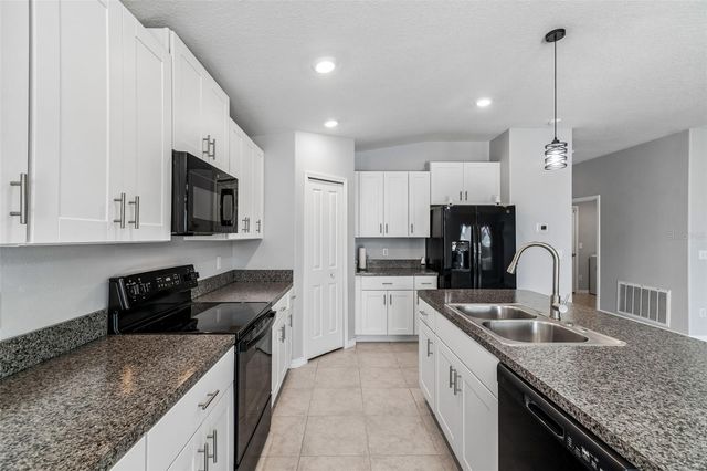 6388 SPIDER LILY WAY, New Port Richey, FL 34653