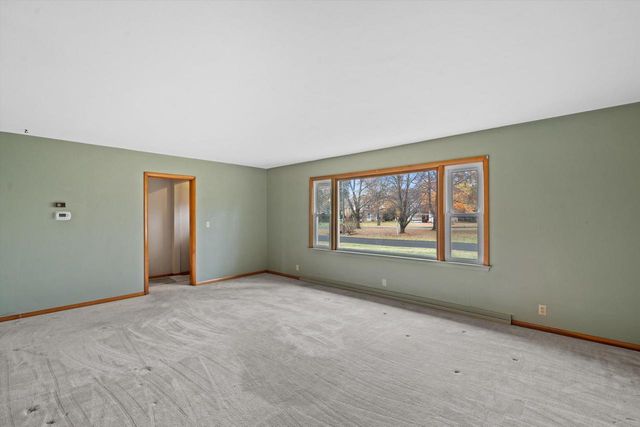 3410 N Elmwood DRIVE, Elmwood Park, WI 53405