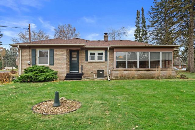 3410 N Elmwood DRIVE, Elmwood Park, WI 53405