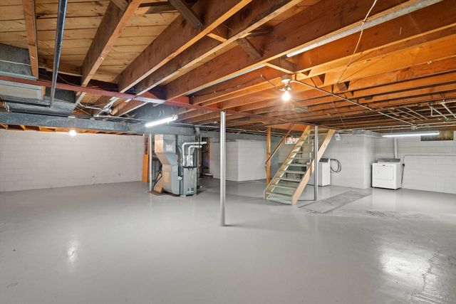 3410 N Elmwood DRIVE, Elmwood Park, WI 53405