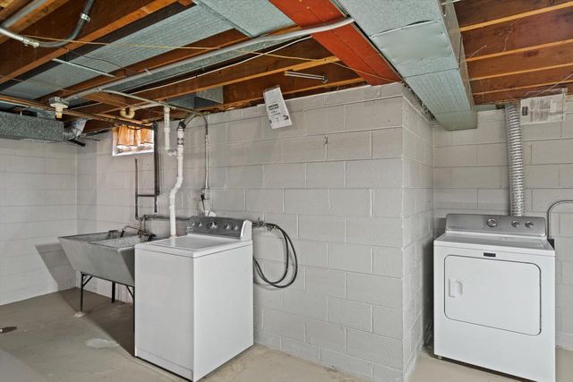 3410 N Elmwood DRIVE, Elmwood Park, WI 53405