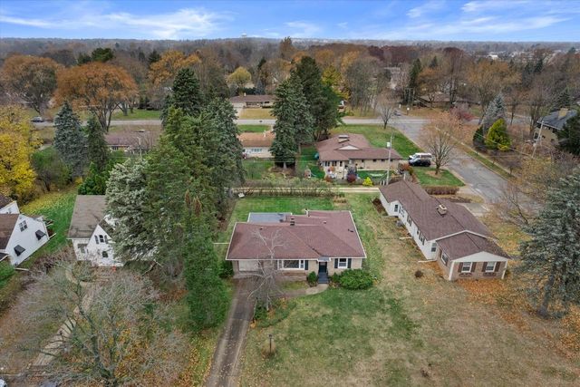 3410 N Elmwood DRIVE, Elmwood Park, WI 53405