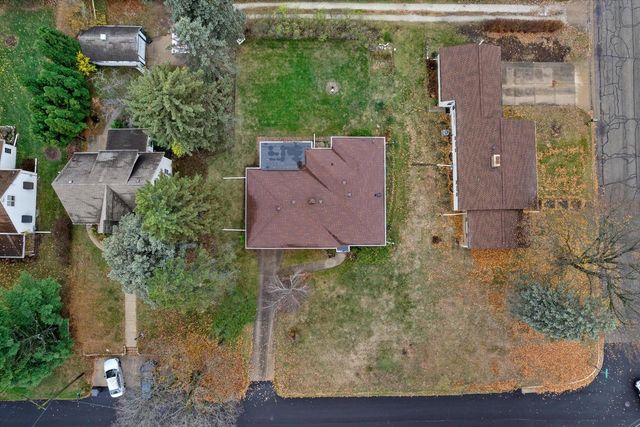 3410 N Elmwood DRIVE, Elmwood Park, WI 53405