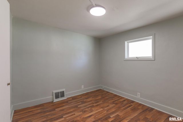 515 E MARIETTA Avenue, Peoria Heights, IL 61616