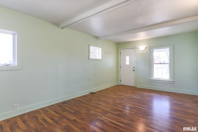 515 E MARIETTA Avenue, Peoria Heights, IL 61616