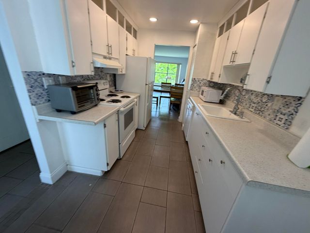 8105 NW 61 Street A306, Tamarac, FL 33321