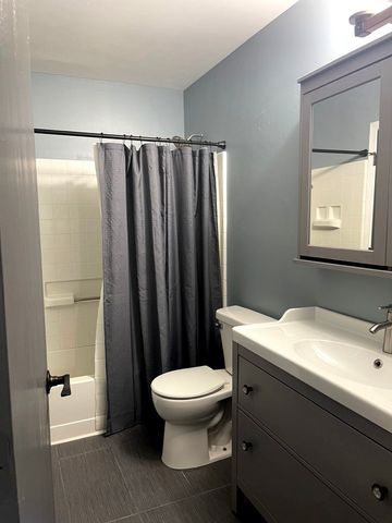 939 Symphony Drive, Aurora, IL 60504