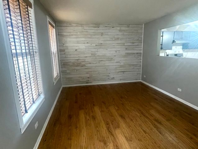 939 Symphony Drive, Aurora, IL 60504