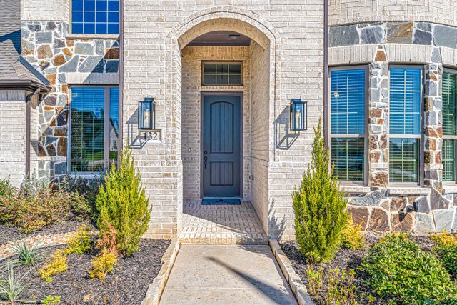 132 Liv Meadow Way, Waxahachie, TX 75165