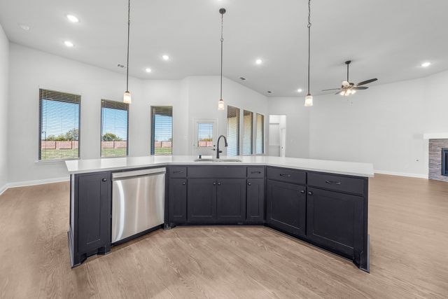 132 Liv Meadow Way, Waxahachie, TX 75165