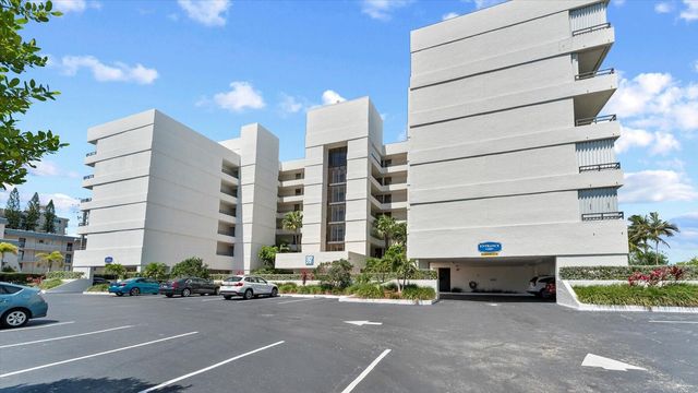 3555 S Ocean Boulevard 113, South Palm Beach, FL 33480