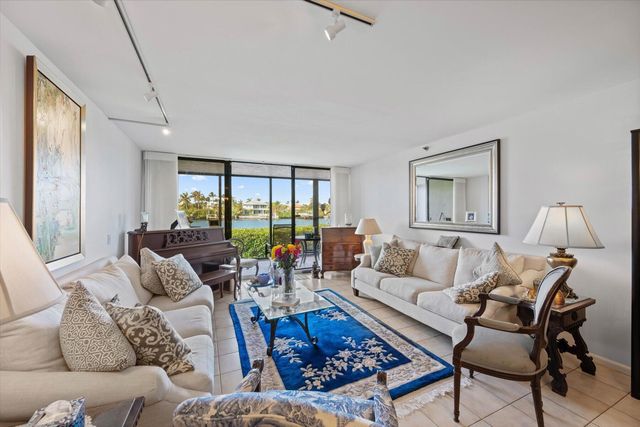 3555 S Ocean Boulevard 113, South Palm Beach, FL 33480