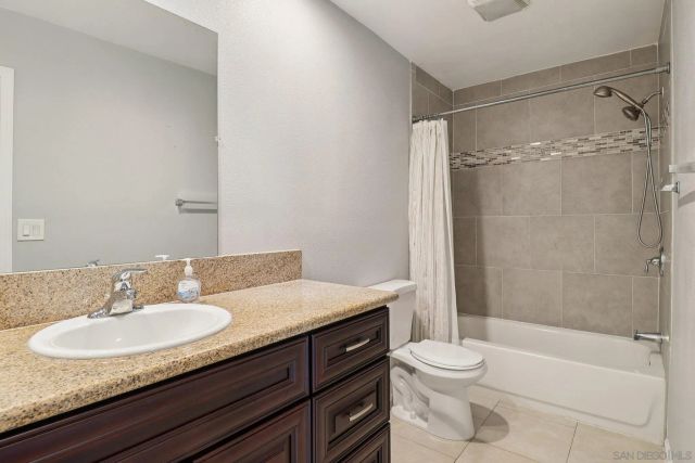 552 Canyon Dr 29, Oceanside, CA 92054