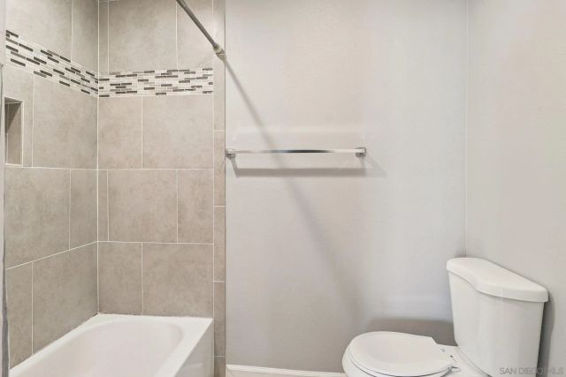 552 Canyon Dr 29, Oceanside, CA 92054