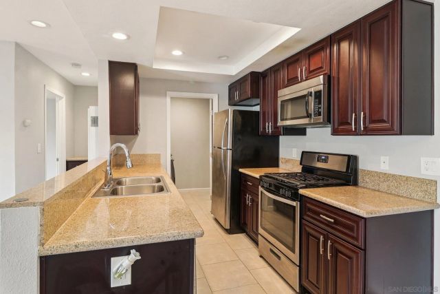 552 Canyon Dr 29, Oceanside, CA 92054