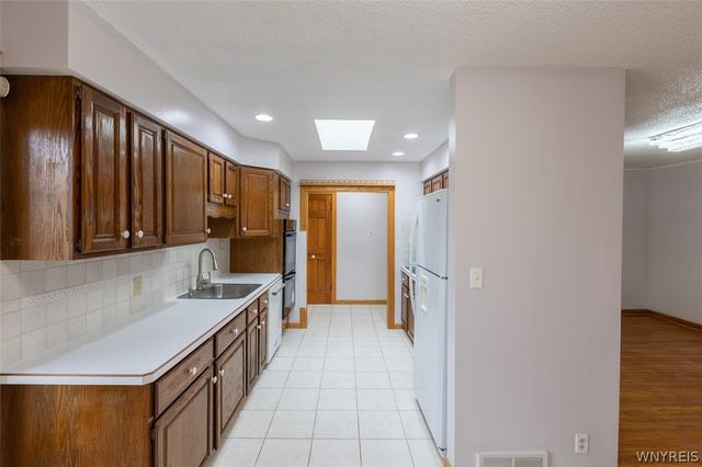 100 Lackawanna Avenue, Cheektowaga, NY 14043