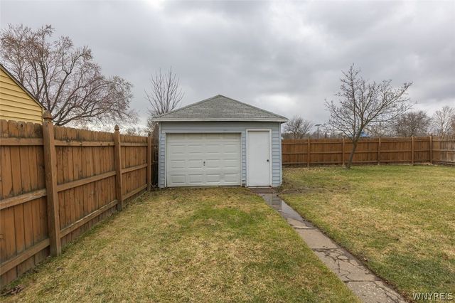 100 Lackawanna Avenue, Cheektowaga, NY 14043