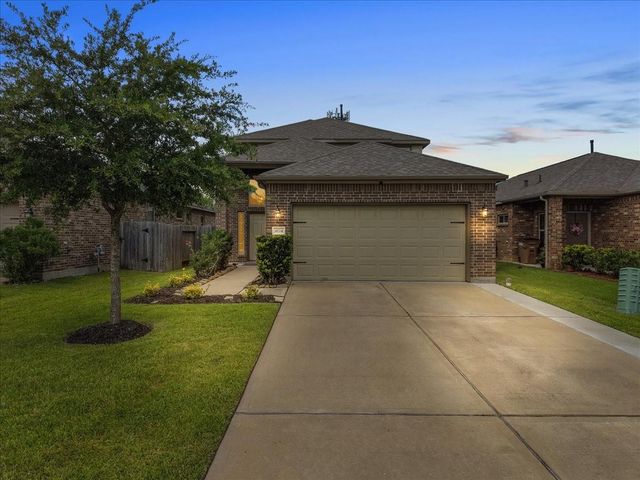 4114 W Bayou Maison Circle, Dickinson, TX 77539