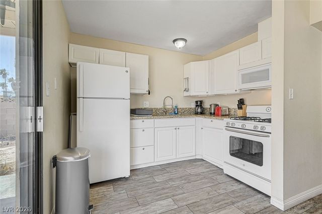 4016 Calle Paula, Las Vegas, NV 89103