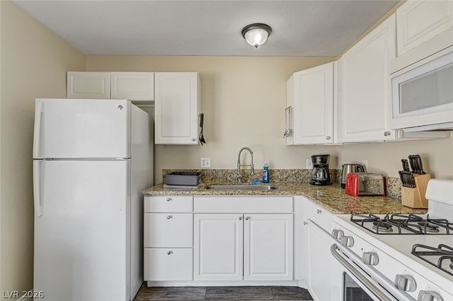 4016 Calle Paula, Las Vegas, NV 89103