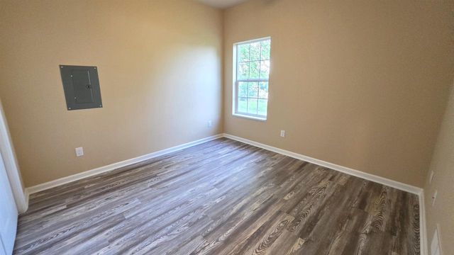 632 W Delavan Drive, Janesville, WI 53548
