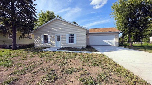 632 W Delavan Drive, Janesville, WI 53548
