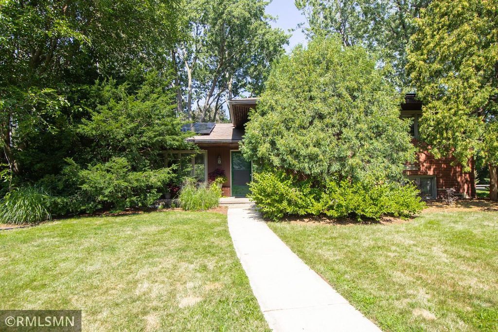 1 Hingham Circle, Mendota Heights, MN 55118 — exterior