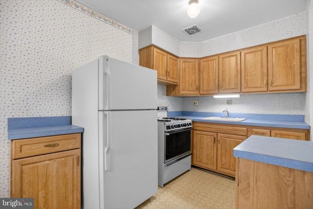 4219 KNORR ST, Philadelphia, PA 19135