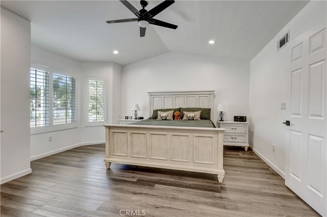 28102 Bobwhite 3, Saugus, CA 91350