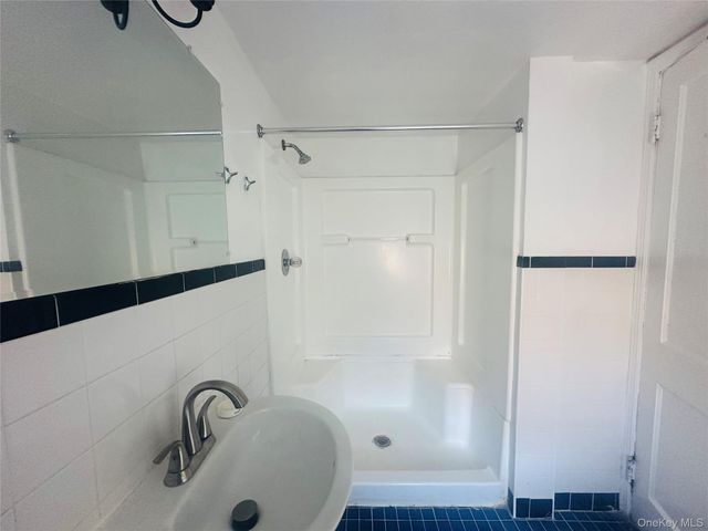 18 Taylor Avenue 3, Poughkeepsie, NY 12601
