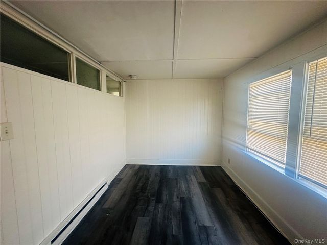 18 Taylor Avenue 3, Poughkeepsie, NY 12601