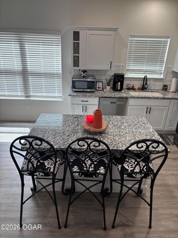 705 S Fulton Street, Carthage, MO 64836