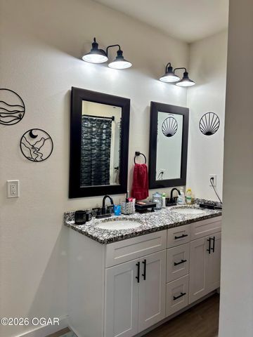 705 S Fulton Street, Carthage, MO 64836