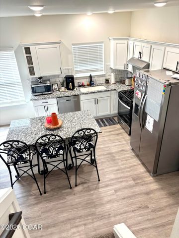 705 S Fulton Street, Carthage, MO 64836