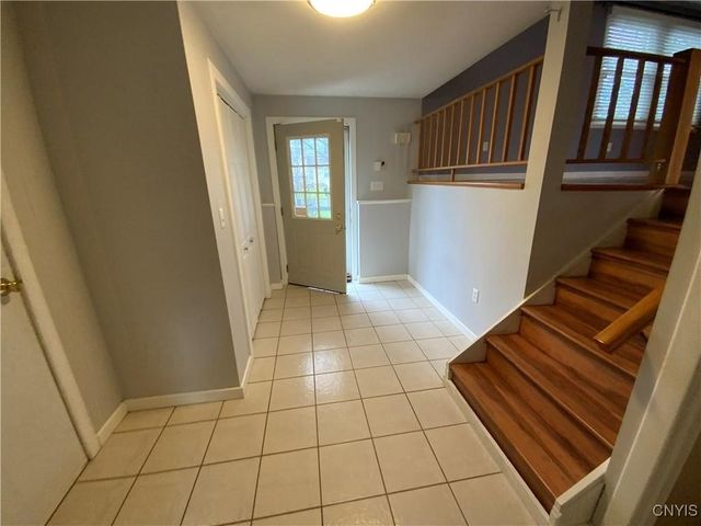 8074 Crockett Drive, Cicero, NY 13039