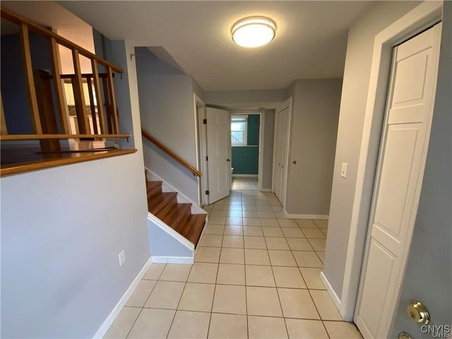 8074 Crockett Drive, Cicero, NY 13039