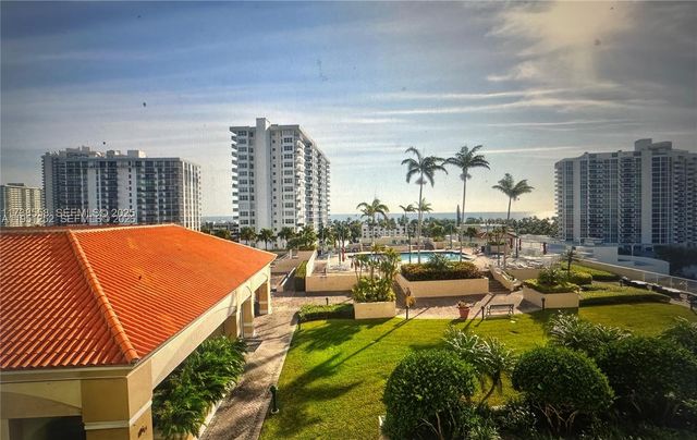 3020 NE 32nd Ave 817, Fort Lauderdale, FL 33308