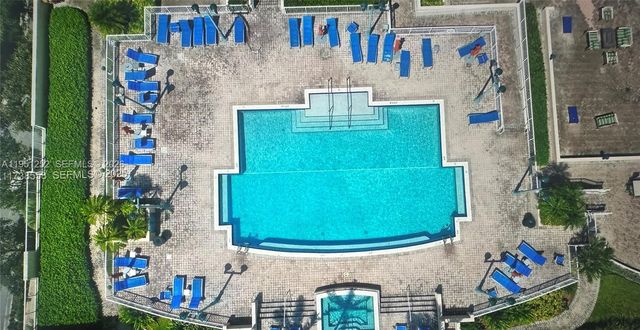 3020 NE 32nd Ave 817, Fort Lauderdale, FL 33308