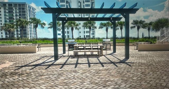 3020 NE 32nd Ave 817, Fort Lauderdale, FL 33308