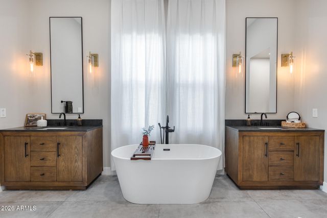 6439 W TOMBSTONE Trail, Phoenix, AZ 85083